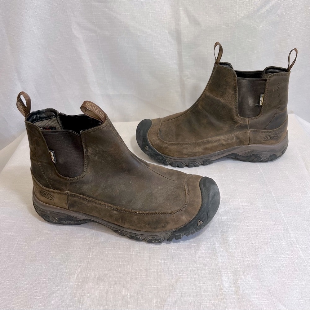 Keen Anchorage ll waterproof chelsea slip on hiking outdoor boots size 10.5